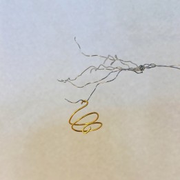 BOUCLE N.3 - plusieurs façons de la porter