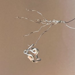 PERLE VAGUE N.2 - plusieurs façons de la porter